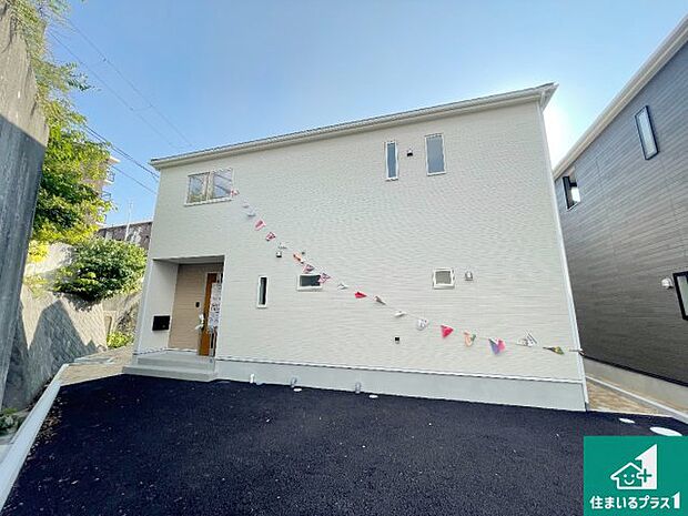 【外観】安心の10年保証！外観を美しく保ち、雨水で汚れを落とします！気になることがありましたら、お気軽にお問い合わせください！