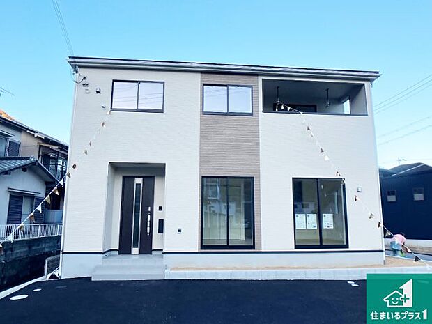 【外観】安心の10年保証!外観を美しく保ち、雨水で汚れを落とします!気になることがありましたら、お気軽にお問い合わせください!