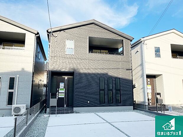 【外観】安心の10年保証!外観を美しく保ち、雨水で汚れを落とします!気になることがありましたら、お気軽にお問い合わせください!