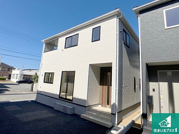 【外観】安心の10年保証！外観を美しく保ち、雨水で汚れを落とします！気になることがありましたら、お気軽にお問い合わせください！