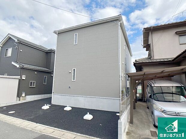 【外観】安心の10年保証!外観を美しく保ち、雨水で汚れを落とします!気になることがありましたら、お気軽にお問い合わせください!