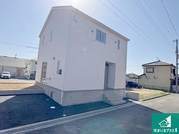 【外観】お客様に長く安心して住んでいだだける事にこだわった家づくり！住んでからのアフターサービスにもしっかりと取り組んでいます！
