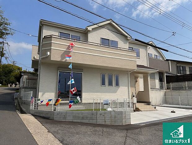 【外観】安心の10年保証！外観を美しく保ち、雨水で汚れを落とします！気になることがありましたら、お気軽にお問い合わせください！