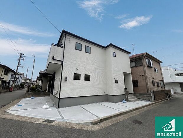 【外観】安心の10年保証!外観を美しく保ち、雨水で汚れを落とします!気になることがありましたら、お気軽にお問い合わせください!