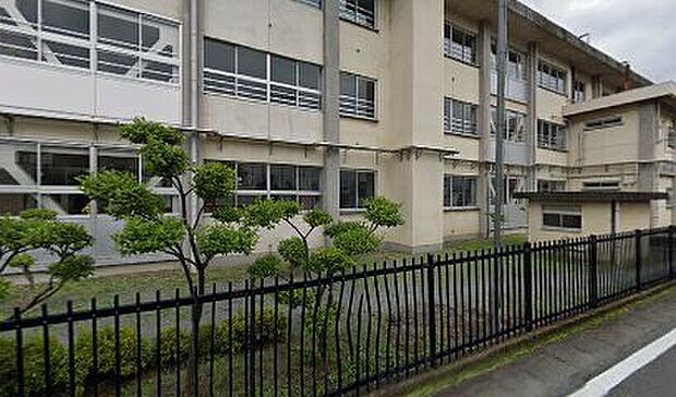 高崎市立六郷小学校（約531m）
