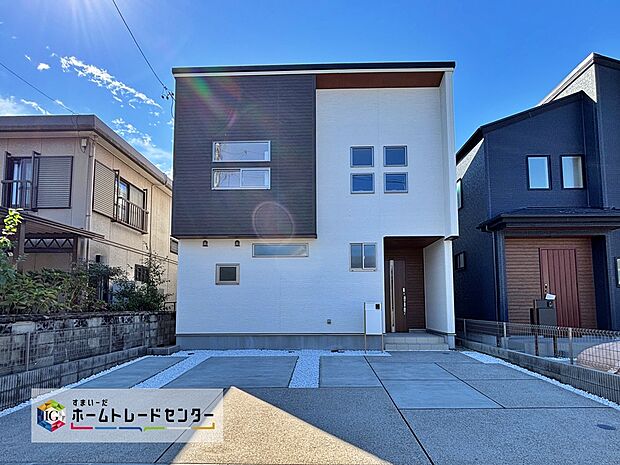 平日・お仕事帰りなど、いつでもご案内させていただきます!デザイン・目に見える設備面も大切ですが、耐震構造で地震に強い家の為、次代へ繋ぐ強固な住宅です。