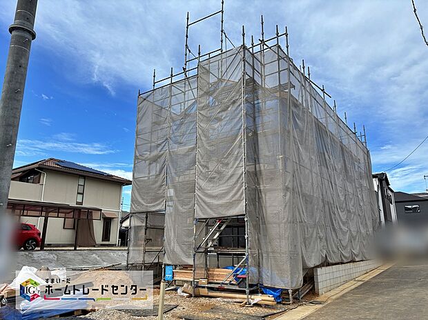 【１号棟】完成に向けて現在建築工事中です☆物件に関するご質問等は土日・平日を問わず気軽にお問い合わせ下さい☆