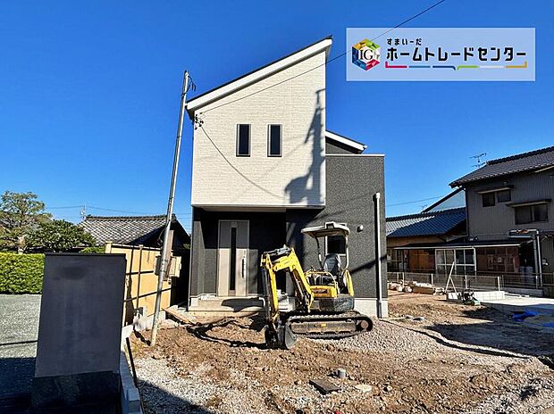 【１号棟】
完成に向けて現在建築工事中です☆物件に関するご質問等は土日・平日を問わずお気軽にお問い合わせ下さい☆