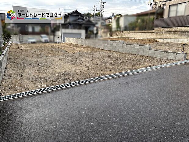 安心を一番に考えて設計と建設の両住宅性能評価書を取得。
現地をご覧いただきながら、住まいの夢をお聞かせください。