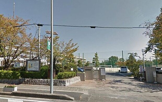 豊田市立挙母小学校(約1,079m)