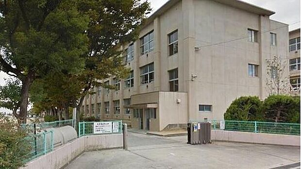 刈谷市立富士松南小学校（約301m）