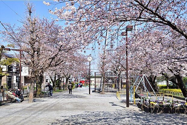 宮前公園(約1,240m)