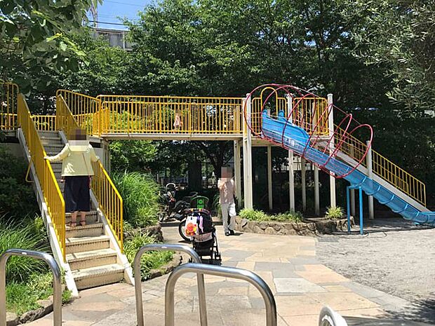 森前公園(たまご公園)(約700m)