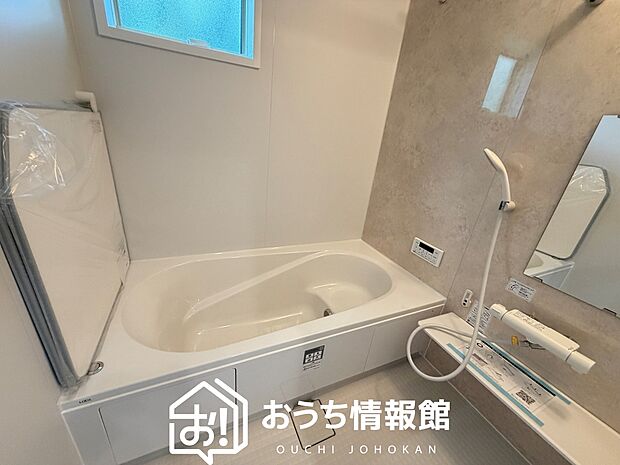 現地写真(浴室)
浴室暖房乾燥機付き。1坪タイプで広々です。
