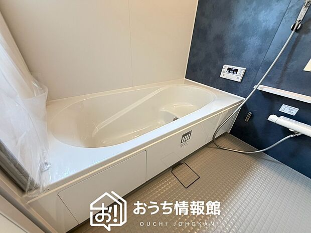 現地写真(浴室)
浴室暖房乾燥機付き。1坪タイプで広々です。