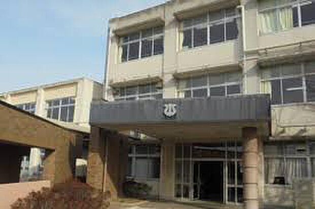 美濃加茂市立東中学校（約2,200m）