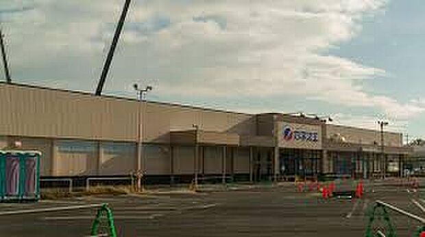 カネスエ関小瀬店（約1,500m）