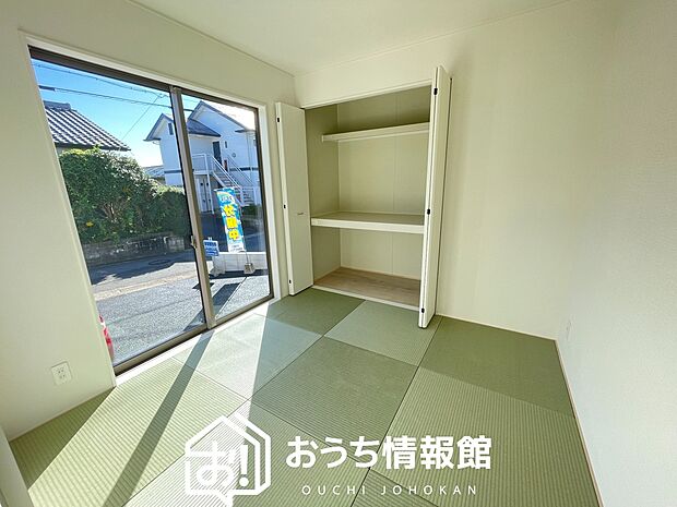 【現地写真（和室）】大壁仕様の新和室。くつろぎの空間です。