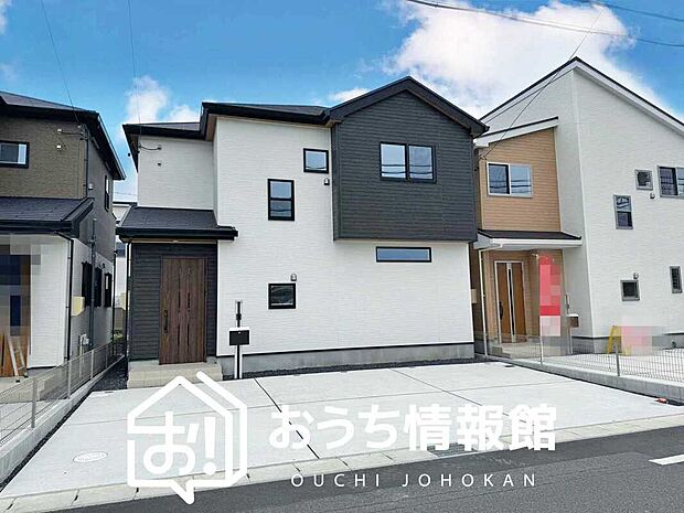 【現地写真（外観）【２号地】】軽くて火災に強い屋根材を採用し、地震時の建物への負担や揺れを軽減しています。