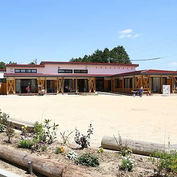 森の風こども園（約1,800m）