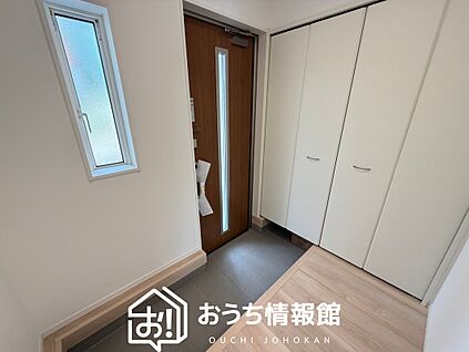 現地写真(玄関)