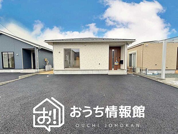 【現地写真(外観)【4号地】】健康被害に配慮したもっとも安全性の高い建材を採用し、シックハウス対策をしております。