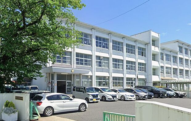 江南市立古知野東小学校（約800m）