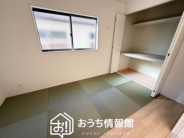 【現地写真(和室)】大壁仕様の新和室。くつろぎの空間です。