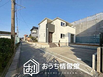 現地写真（前道含む外観）