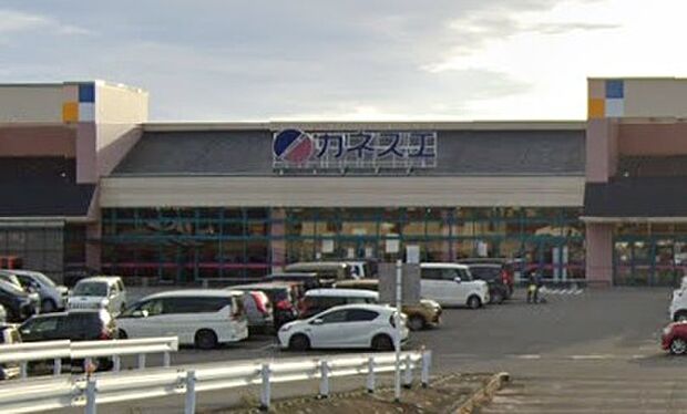 カネスエ東員店(約1,800m)