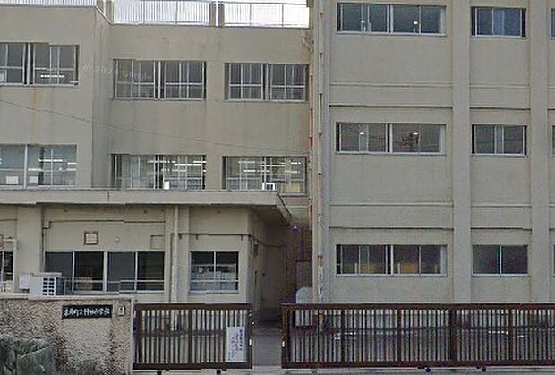 東員町立神田小学校(約600m)