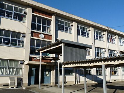 岐阜市立長森中学校 3800ｍ(徒歩48分)