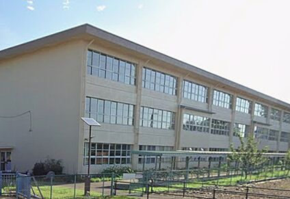 犬山市立犬山中学校 2000ｍ(徒歩25分)