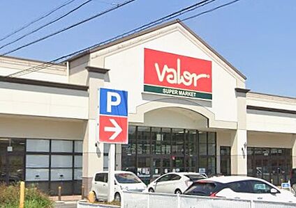 バロー高富店 1700ｍ(徒歩22分)