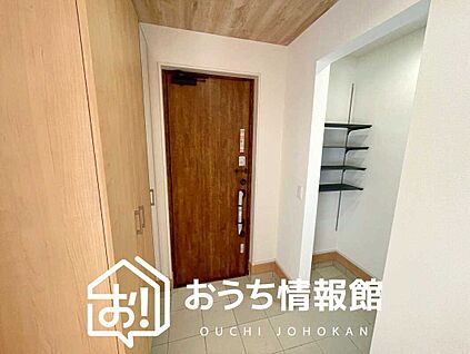 現地写真(玄関)