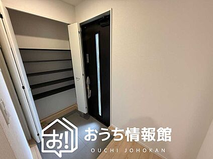 現地写真(玄関)