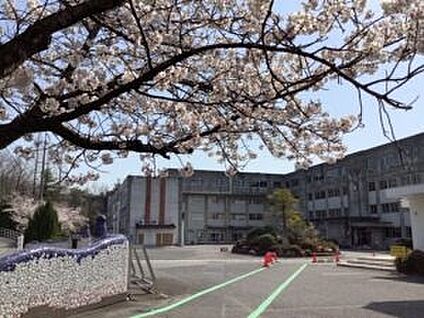 多治見市立笠原中学校 2200ｍ(徒歩28分)