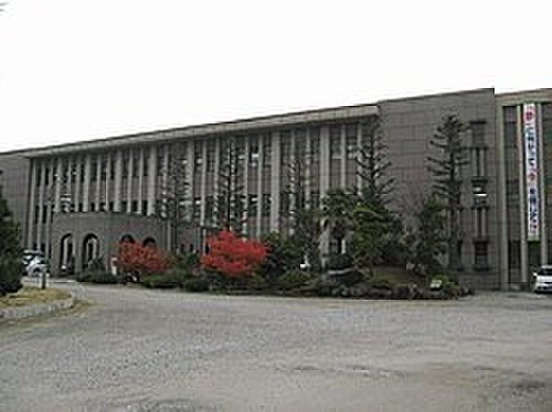 長浜市立西中学校（約1,600m）
