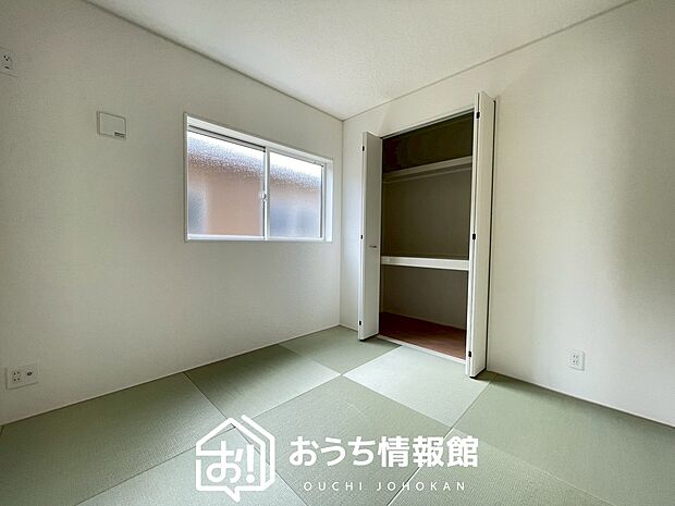 【現地写真（和室）】大壁仕様の新和室。くつろぎの空間です。
