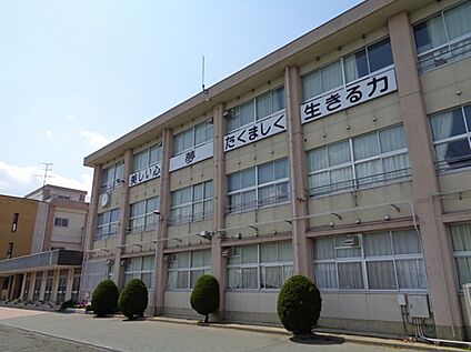 一宮市立萩原小学校 1300ｍ(徒歩17分)