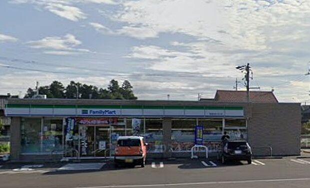 ファミリーマート美濃加茂いなべ店(約210m)