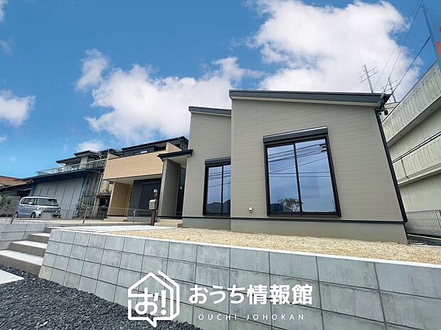 【現地写真(街並み)】耐震等級最高「3」取得で基準の1.5倍の性能・耐震強度で安心できます。