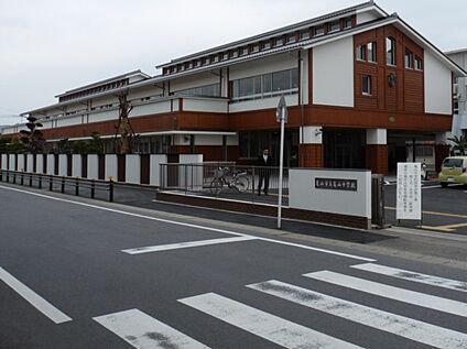 亀山市立亀山中学校 1600ｍ(徒歩20分)