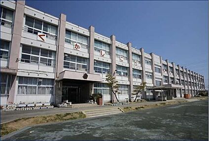 一宮市立赤見小学校 440ｍ(徒歩6分)