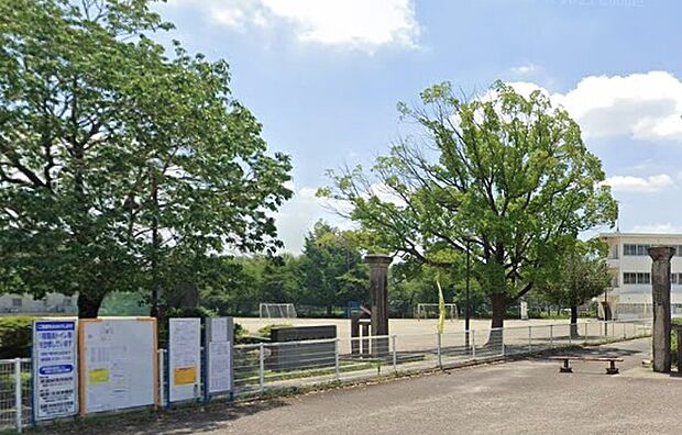 美濃加茂市立加茂野小学校(約750m)