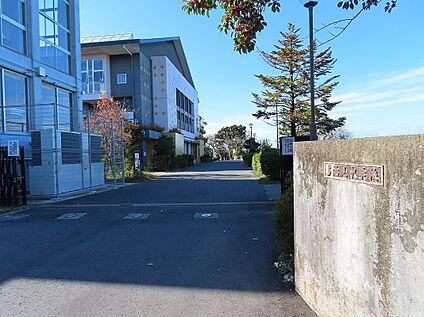多治見市立多治見中学校 1300ｍ(徒歩17分)