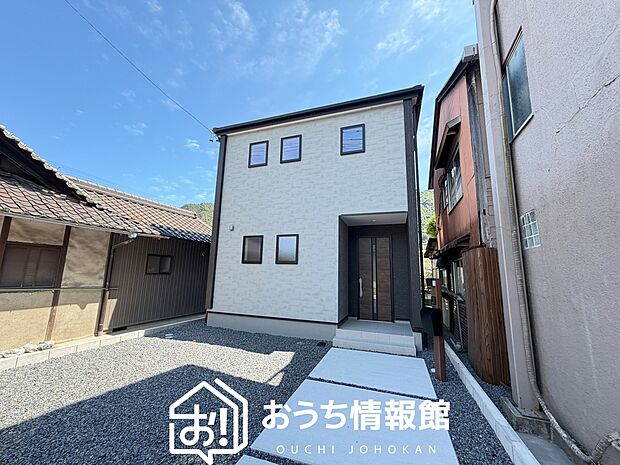 【現地写真(外観)】耐震等級最高「3」取得で基準の1.5倍の性能・耐震強度で安心できます。