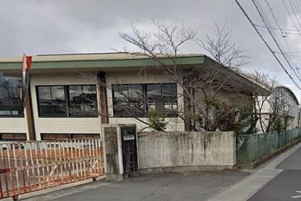 桑名市立成徳中学校 1260m(徒歩16分)