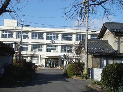 本巣市立糸貫中学校 600ｍ(徒歩8分)