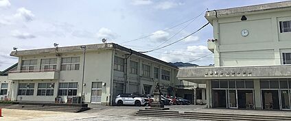 菰野町立菰野小学校 1900ｍ(徒歩24分)